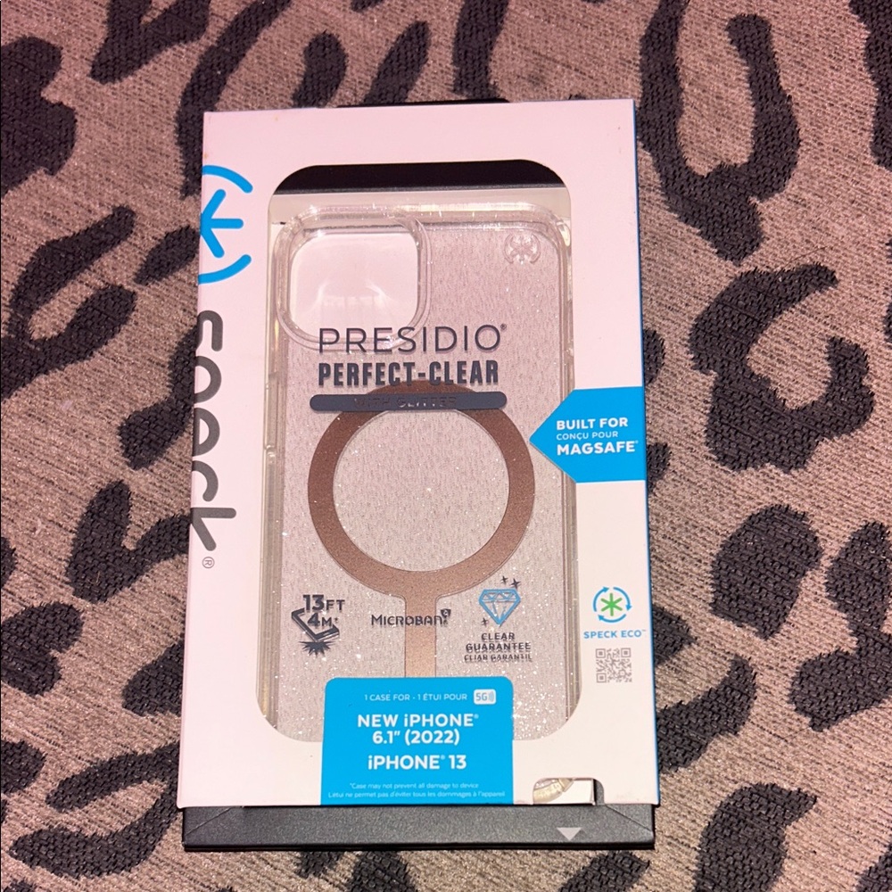 Speck Presidio Perfect-Clear Case for iPhone 13 - Clear